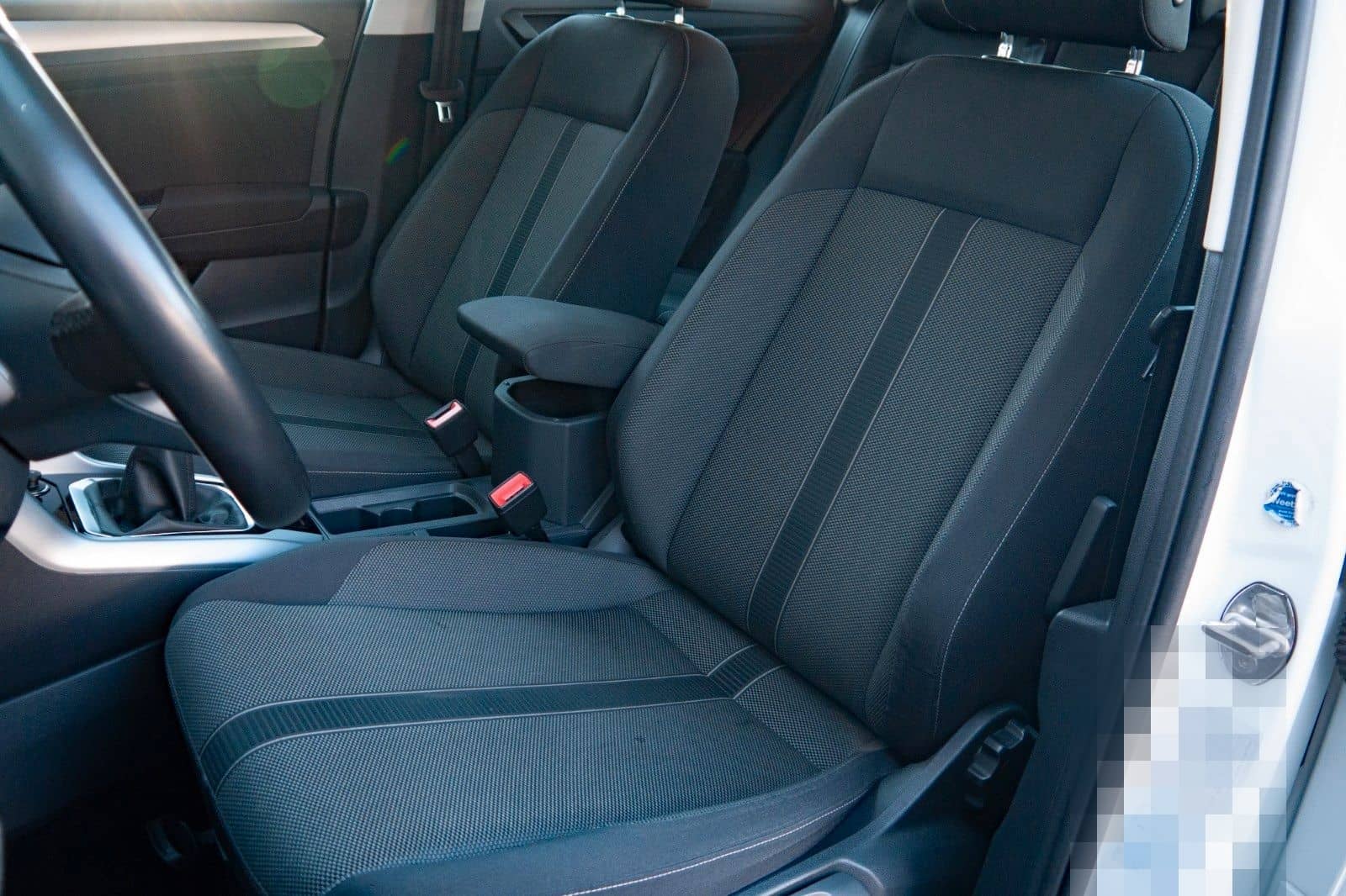 Volkswagen T-Roc Life FAHRSCHULE Schalter AHK RFK LED IQ foto 8