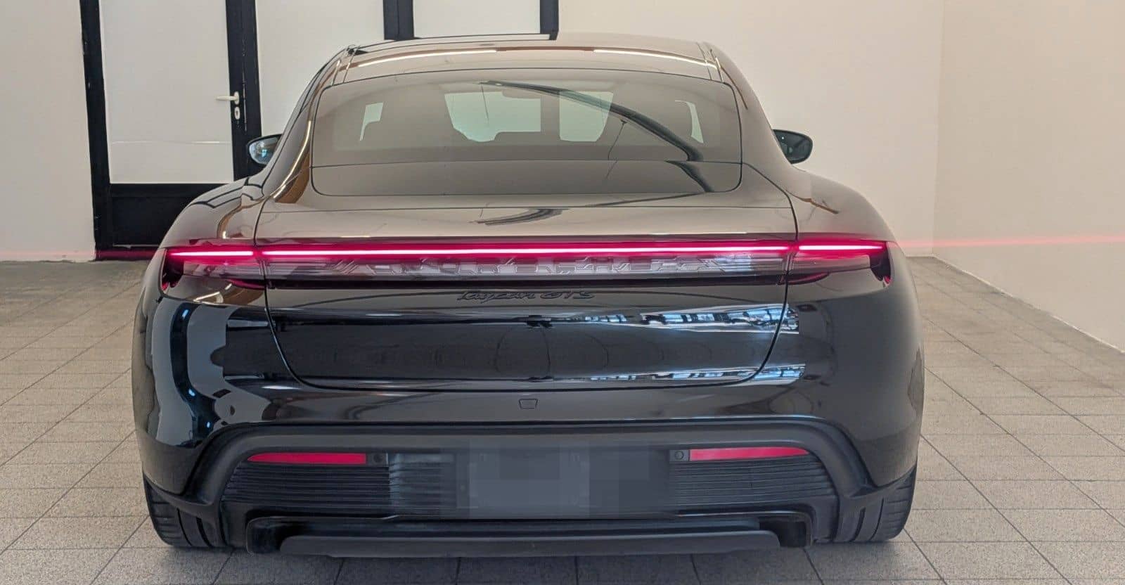 Porsche Taycan GTS/Pano/Chrono/360°/Matrix/Luft/ACC/21"/ foto 5