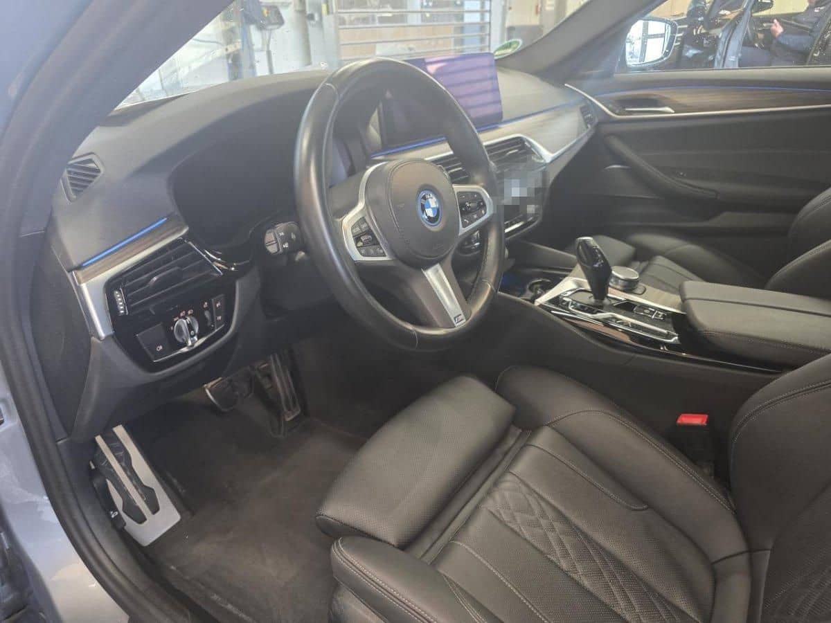 BMW 530e TOURING M SPORT PRO/LASER/HuD/PANO/KAMERA foto 10