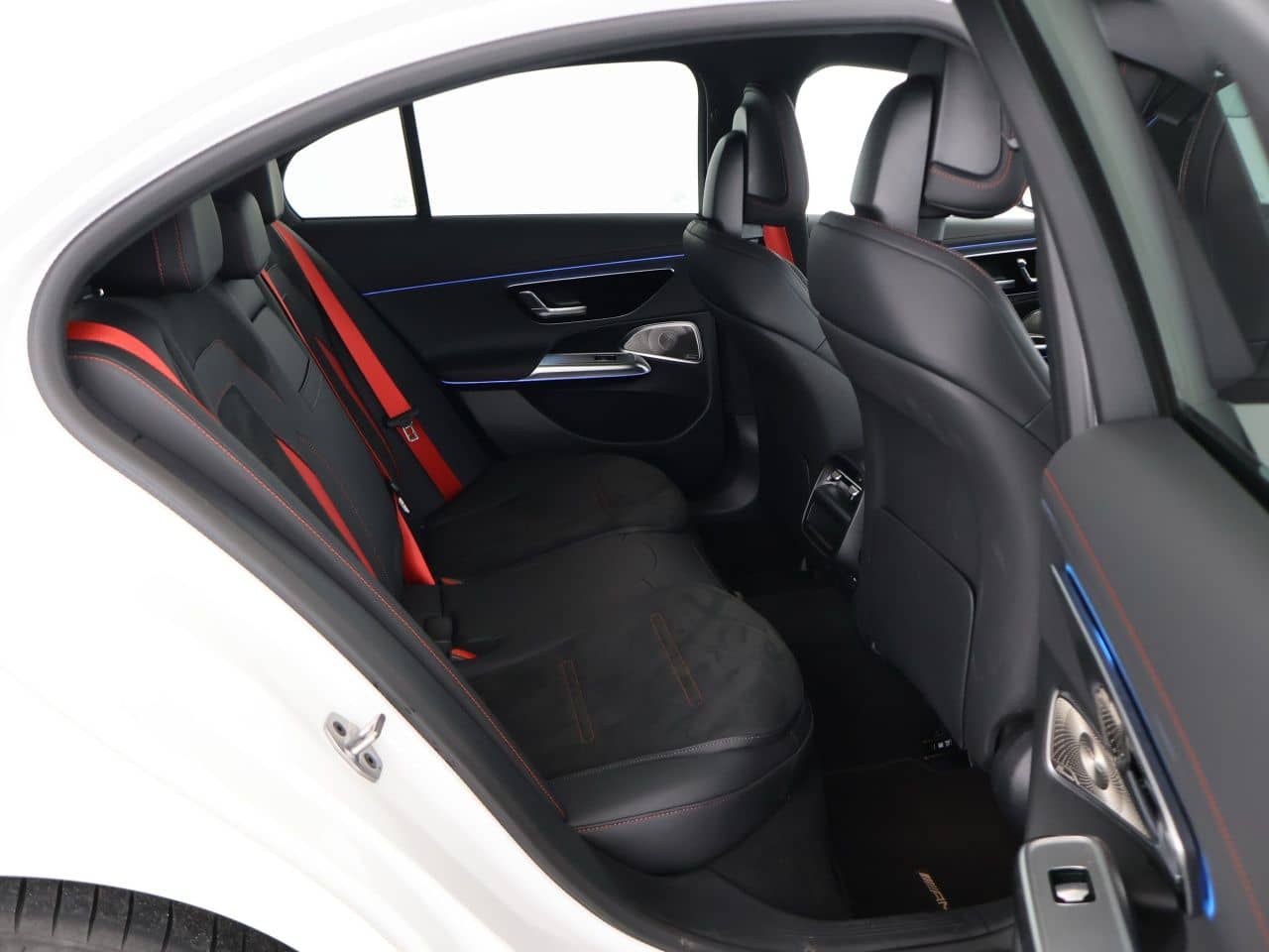 Mercedes-Benz E 53 AMG 4M+ Dynamic+ AHK Night Carbon 21'' foto 15