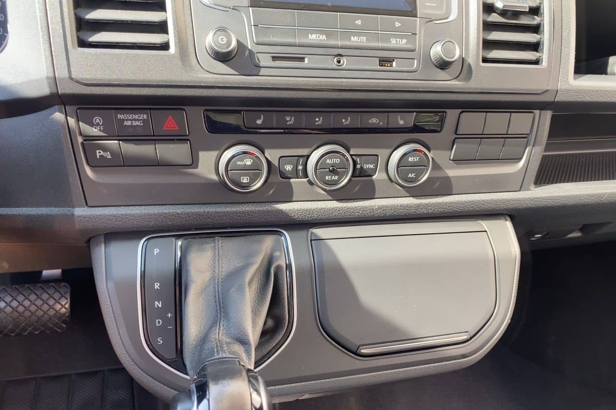 Volkswagen T6 Multivan 2.0 TDI DSG Trendline ACC AHK LED Pa foto 12