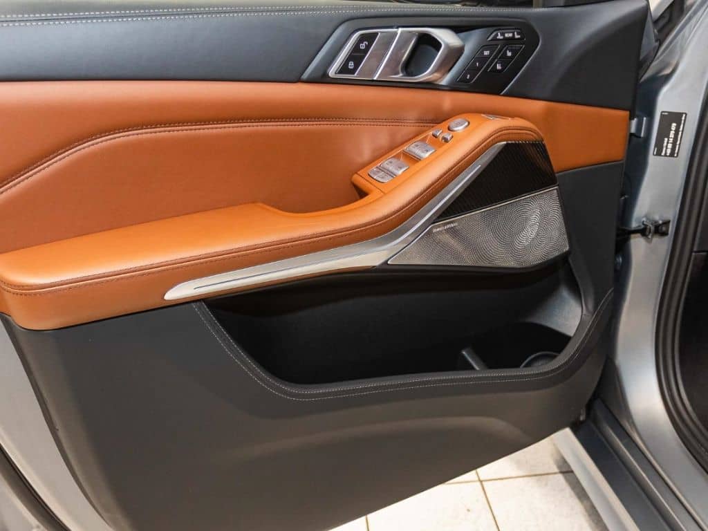 BMW X7 M60i+AHK+Leder+HUD+RFK+e-Sitze+Klimasitze+LED foto 6