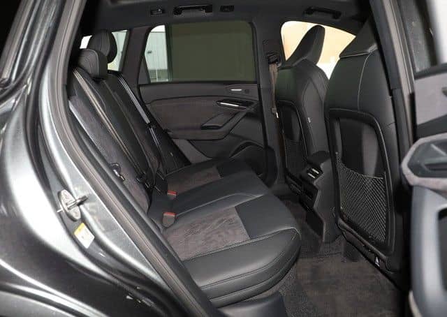 Audi Q6 e-tron quattro S line Pano B&O Matrix LED HuD foto 7