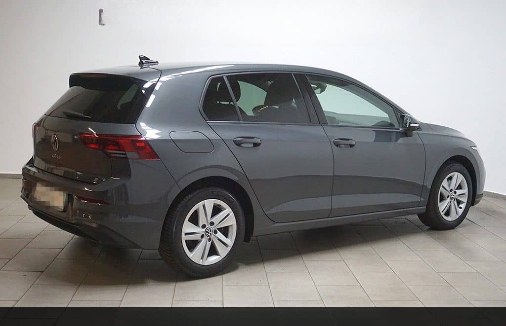 Volkswagen Golf 8 1.5TSI Life Virtual Sthz AHK DCC Navi LED foto 4