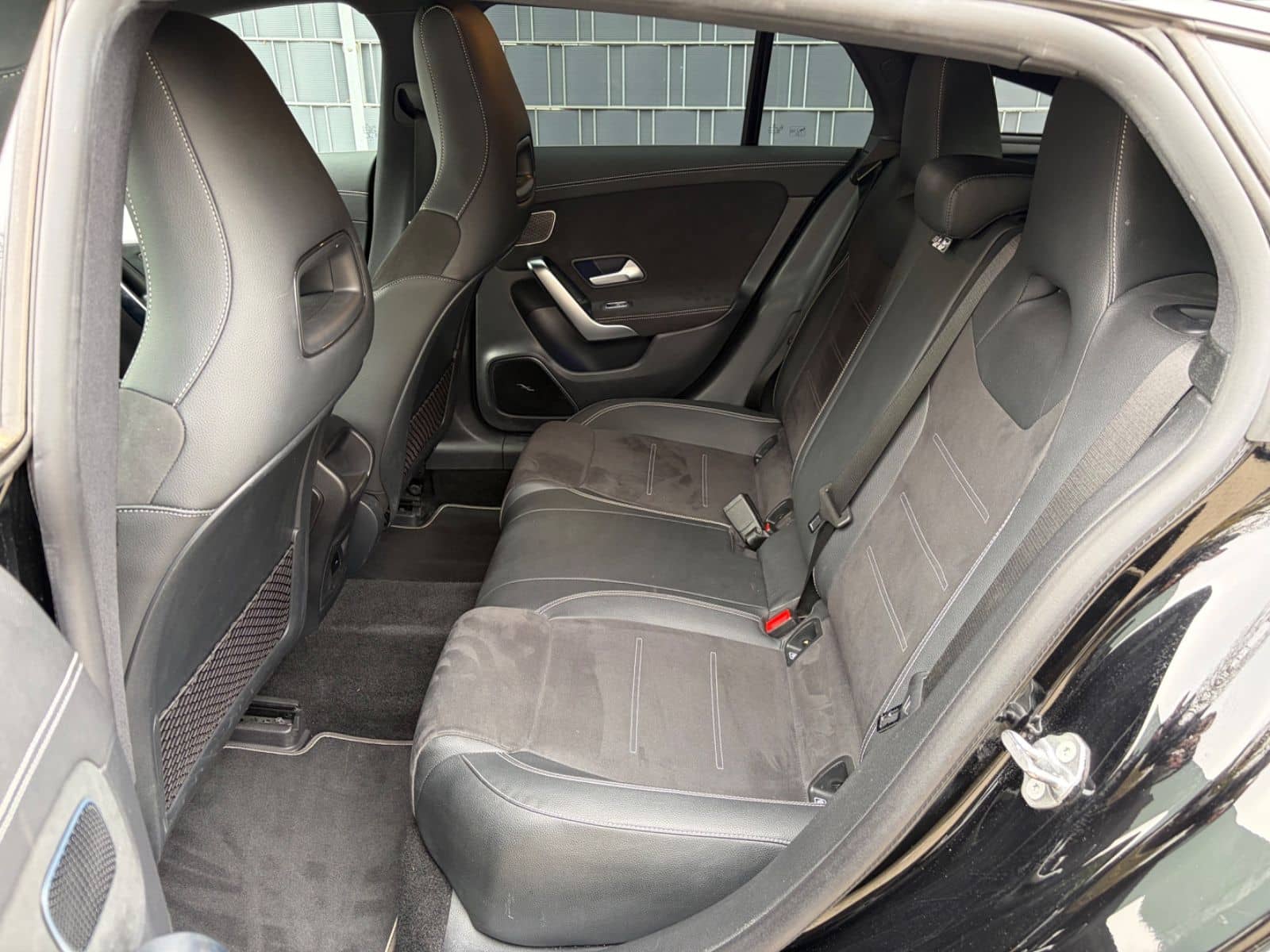 Mercedes-Benz CLA 250 e  Shooting Brake Edition 2020 foto 12