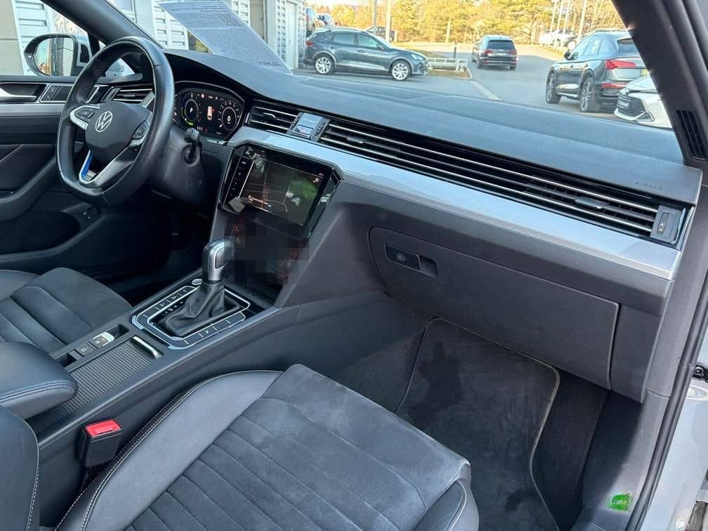 Volkswagen Passat Variant GTE 1.4 eHybrid PANO/NAVI/KAMERA/ foto 16