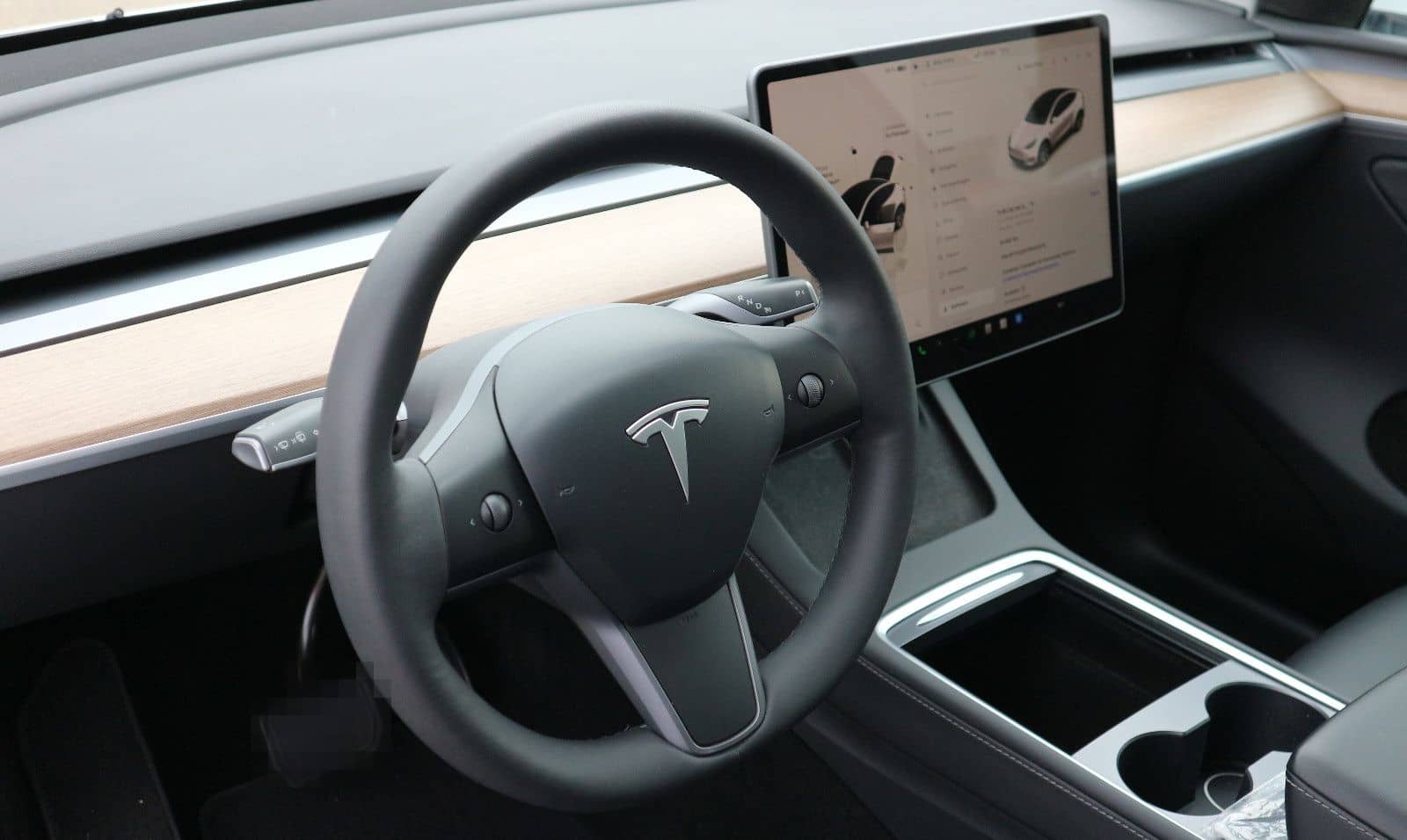 Tesla Model Y Long Range Dual AWD Heckspoiler Leder foto 11