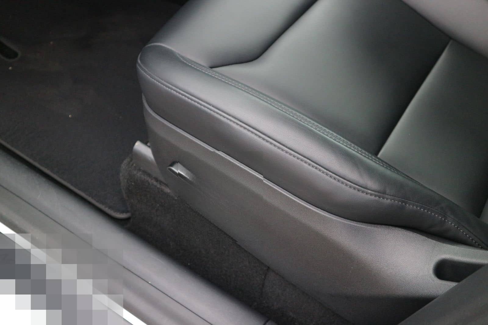 Tesla Model Y Long Range Dual AWD Heckspoiler Leder foto 12