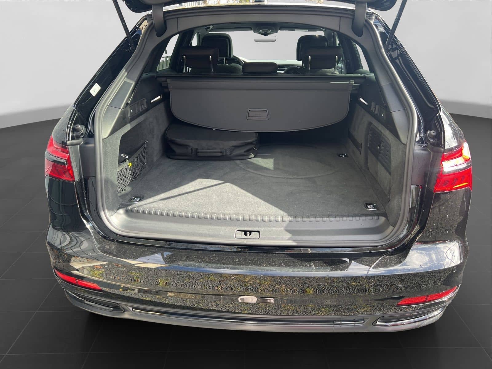 Audi A6 Avant 50 TFFSI e Q SPORT PANO MATRIX-LED LM19 foto 17