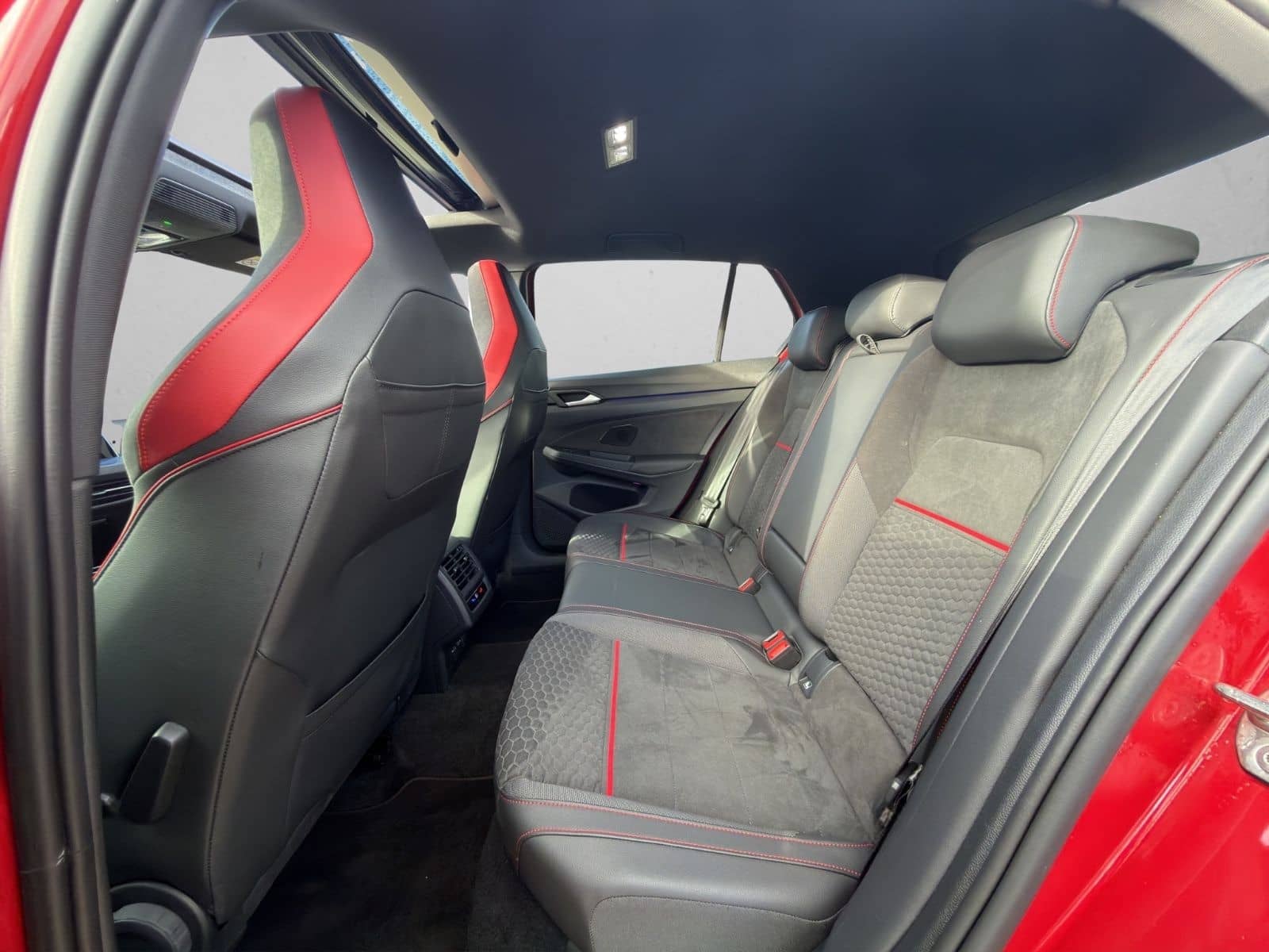 Volkswagen Golf GTI*Clubsport*Performance*Pano*Akrap*Black* foto 18