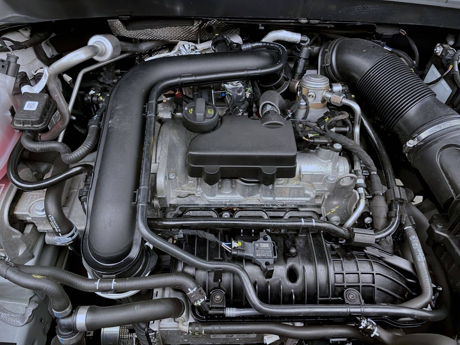 Volkswagen T-Cross 1.0 TSI GOAL NAVI KLIMA PDC SHZG foto 17