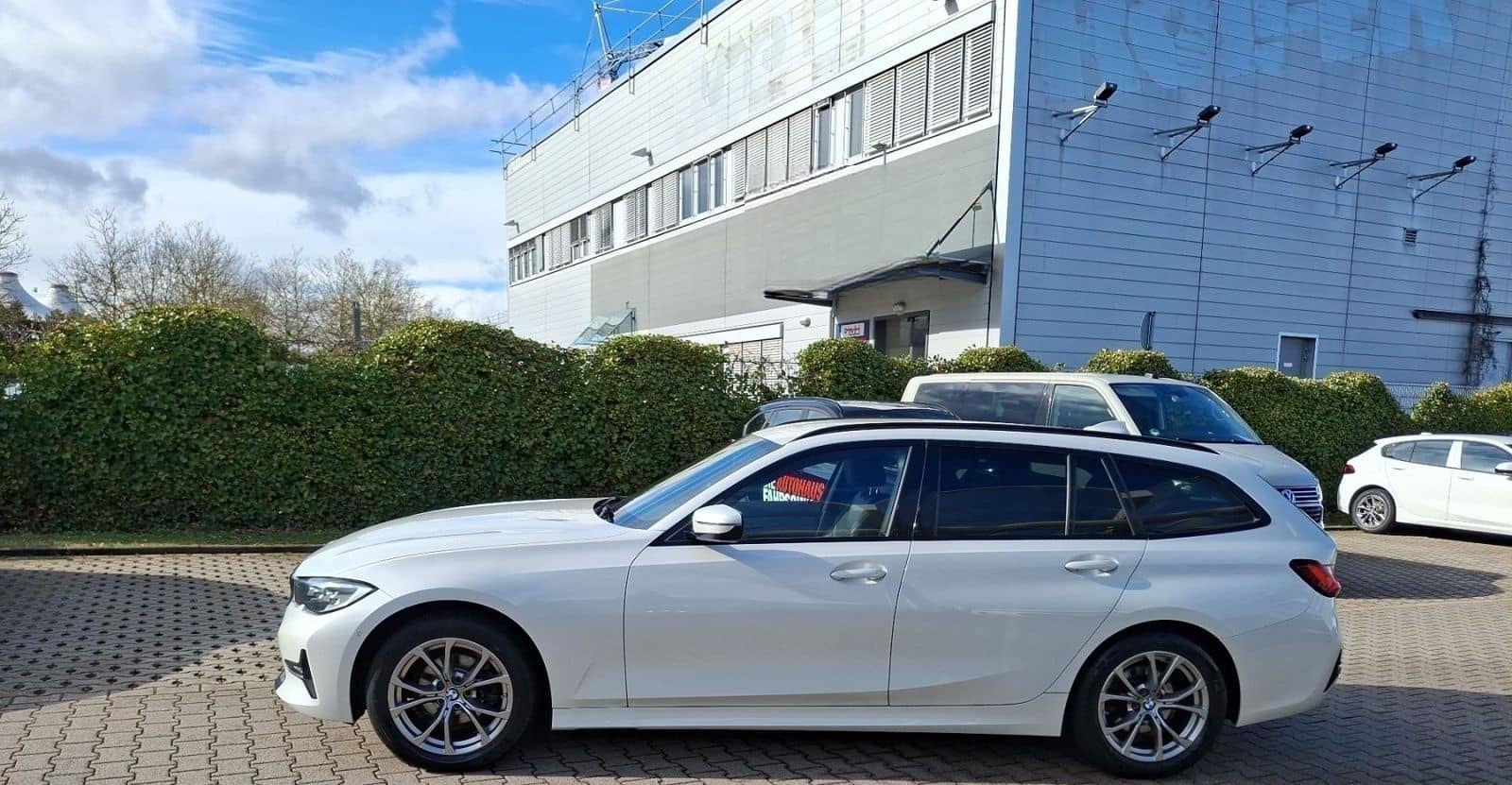 BMW 318d Touring Sport Line Aut. Klimaaut. PDC foto 3