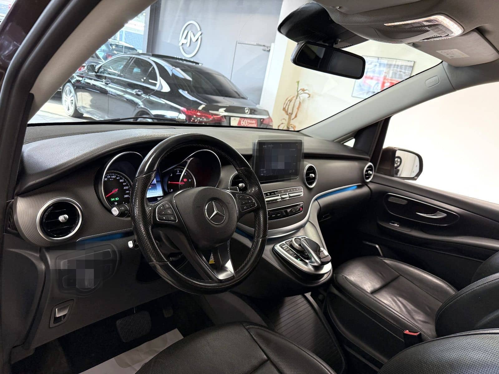 Mercedes-Benz V 220d Avantgarde Lang *8Sitzer*ACC*AHK*360°Kam foto 4