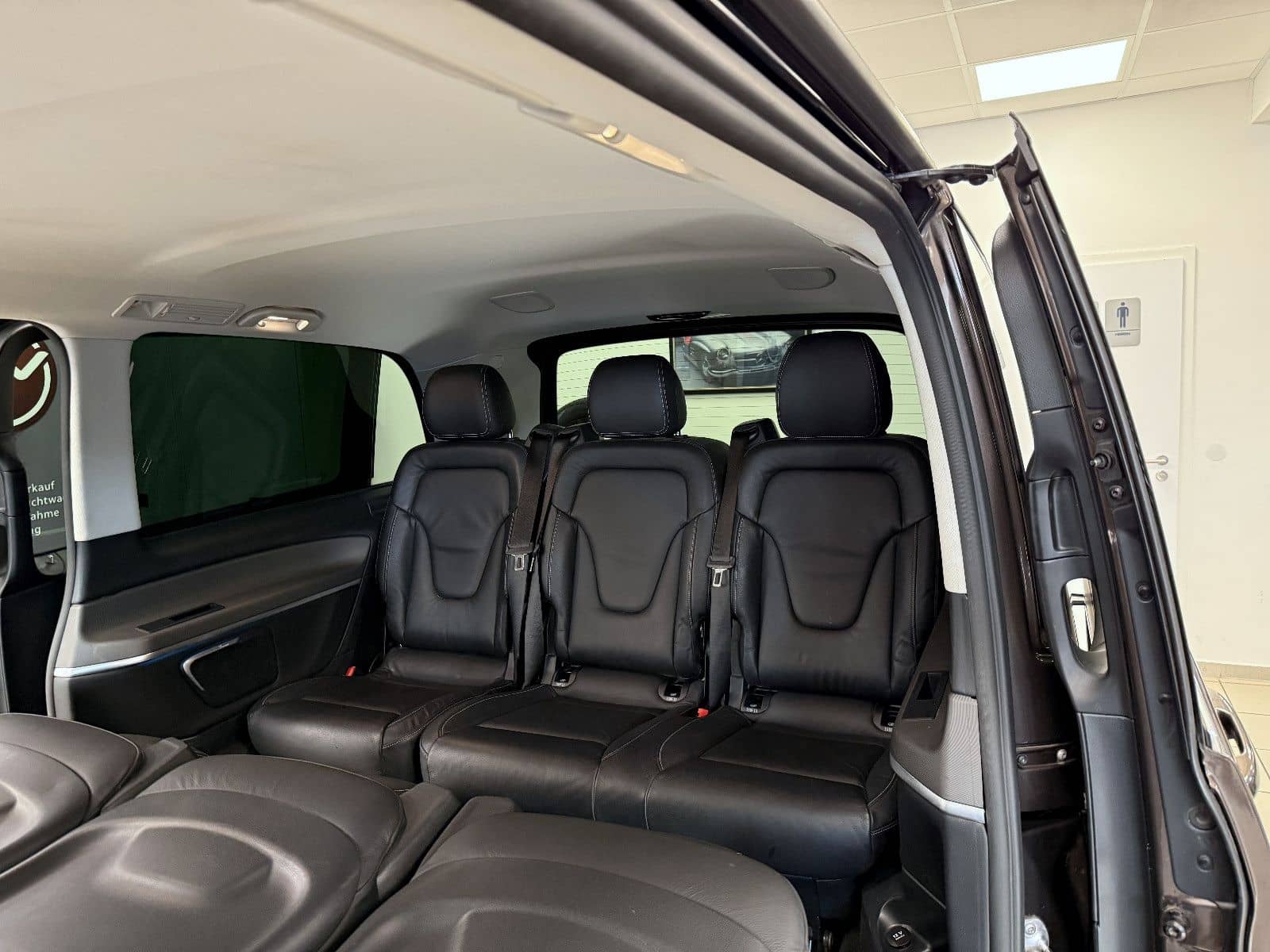 Mercedes-Benz V 220d Avantgarde Lang *8Sitzer*ACC*AHK*360°Kam foto 7