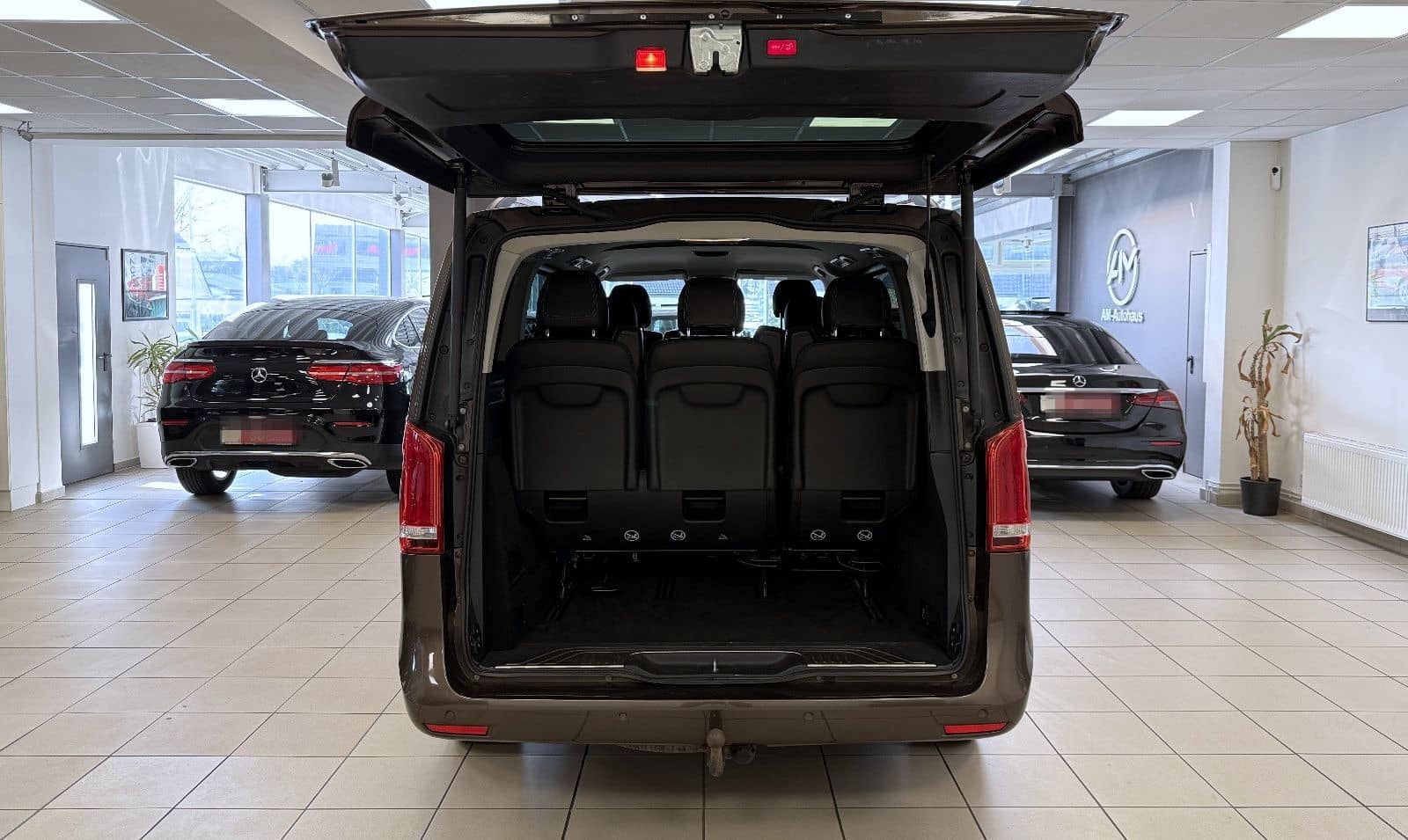 Mercedes-Benz V 220d Avantgarde Lang *8Sitzer*ACC*AHK*360°Kam foto 10