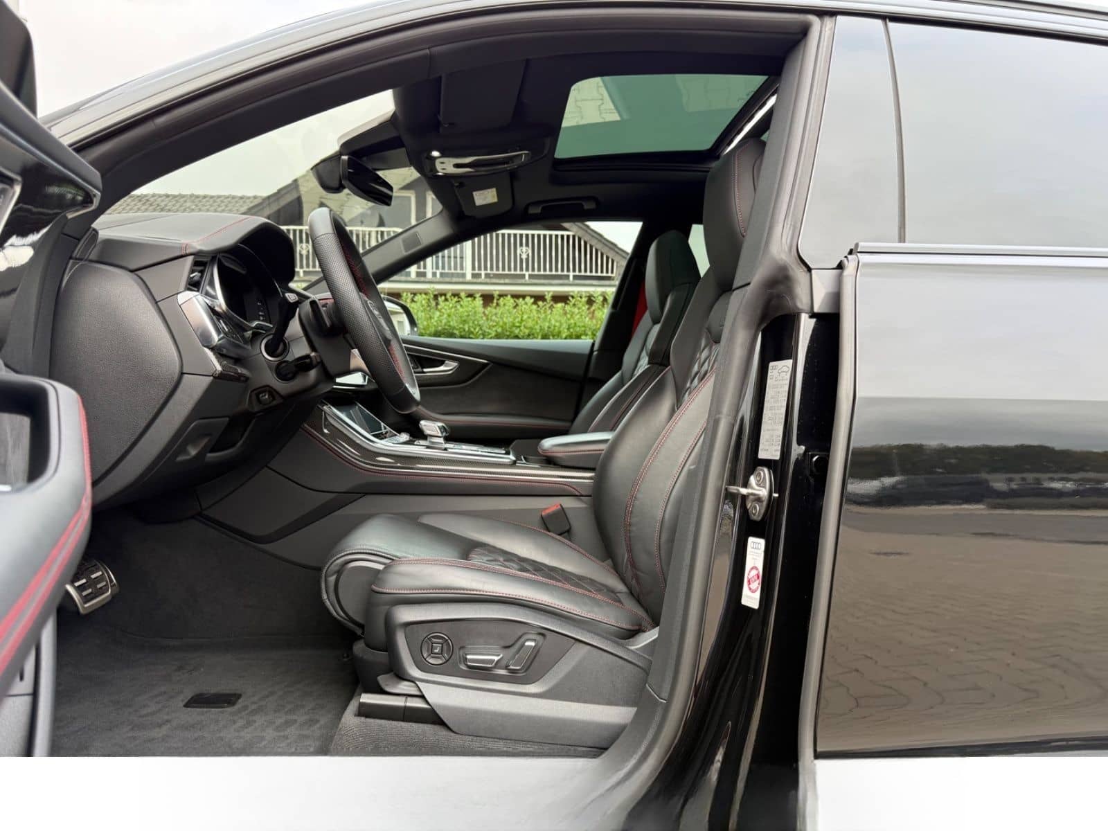 Audi SQ8 4.0 TFSI quattro Competition Plus foto 12