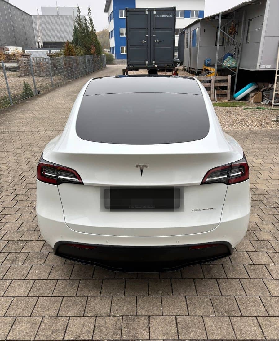 Tesla Model Y Long Range Dual AWD foto 5