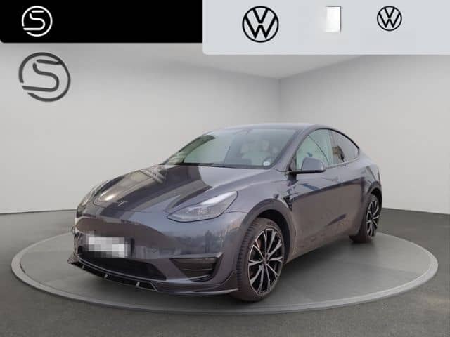 Tesla Model Y Long Range Dual AWD foto 1