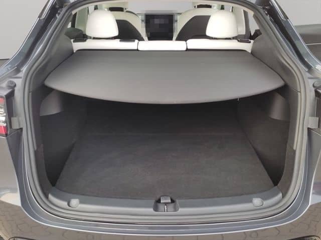 Tesla Model Y Long Range Dual AWD foto 15