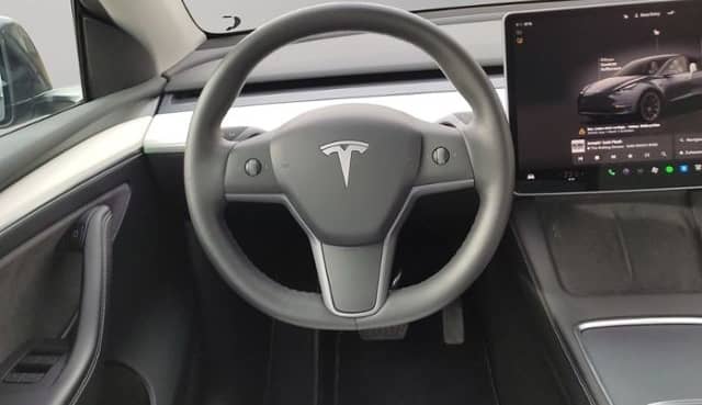 Tesla Model Y Long Range Dual AWD foto 8