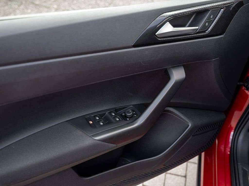 Volkswagen Taigo 1.0 TSI Life AHK SHZ LED App-Connect foto 13