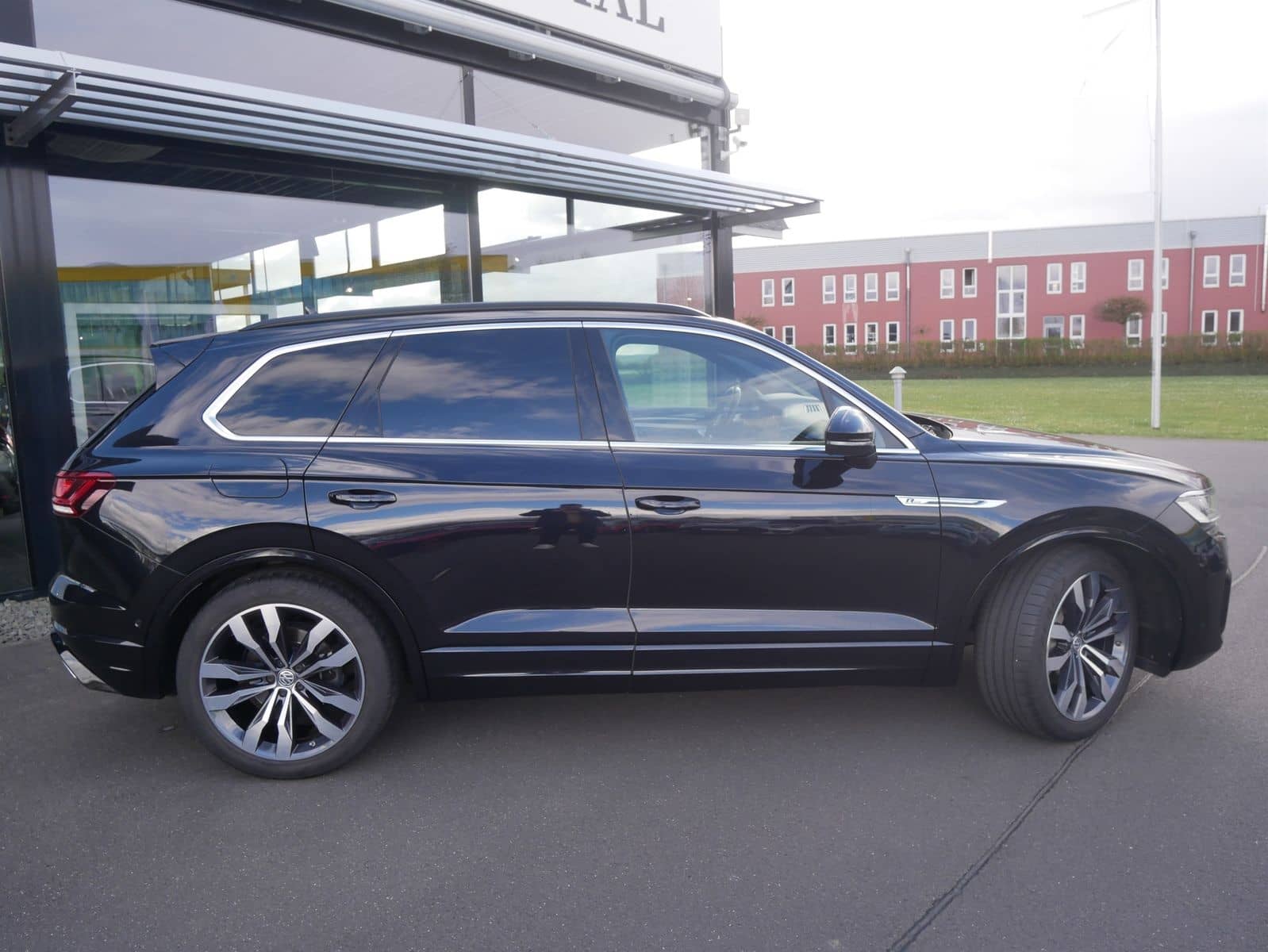 Volkswagen Touareg 3.0 V6 TDI 4Motion Automatik ACC R-Line  foto 2