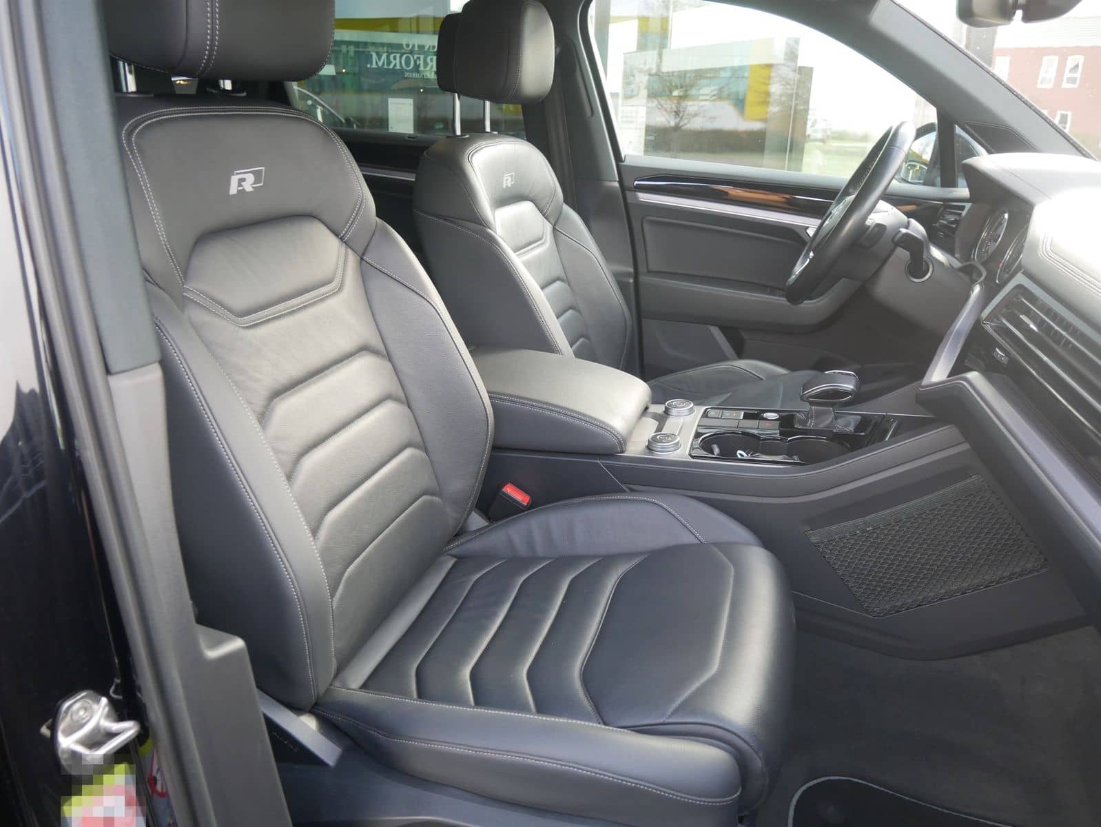 Volkswagen Touareg 3.0 V6 TDI 4Motion Automatik ACC R-Line  foto 11