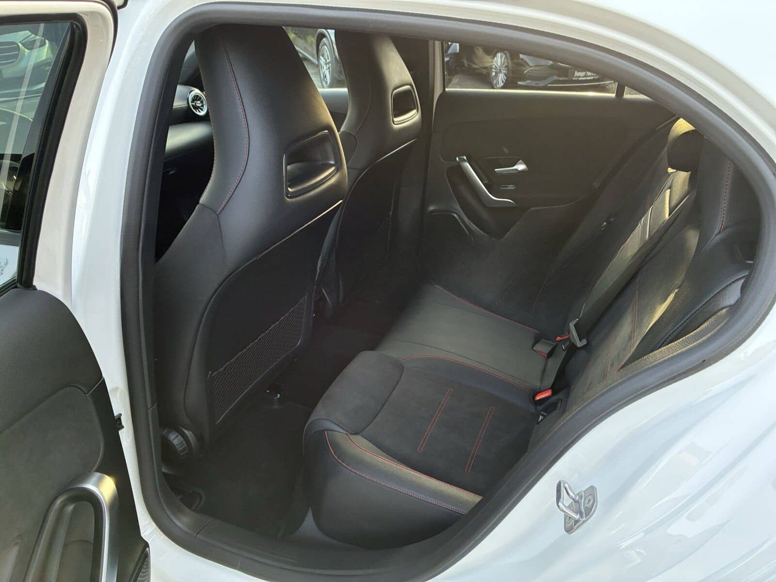 Mercedes-Benz A220d AMG ADV+ STDHZG DISTR MBEAM NIGHT 360 KYGO foto 12