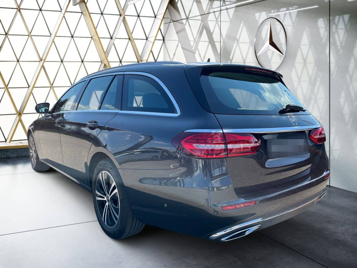 Mercedes-Benz E 220 d T Avantgarde Easy-Pack*Kamera*Pre-Safe** foto 12