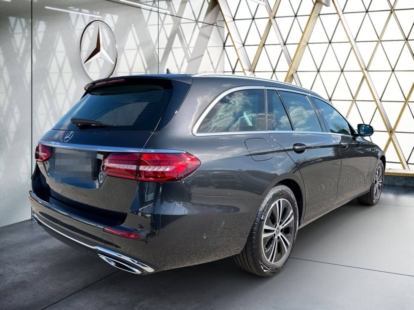 Mercedes-Benz E 220 d T Avantgarde Easy-Pack*Kamera*Pre-Safe** foto 14