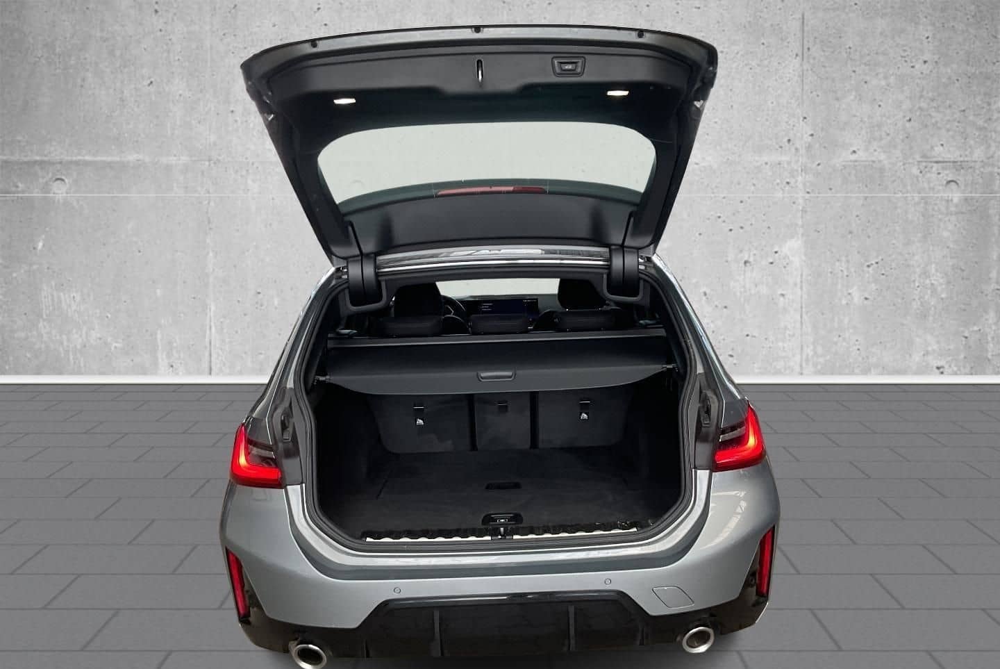 BMW 330 i xDrive M Sportpaket LED ACC Navi Digi-CP   foto 14