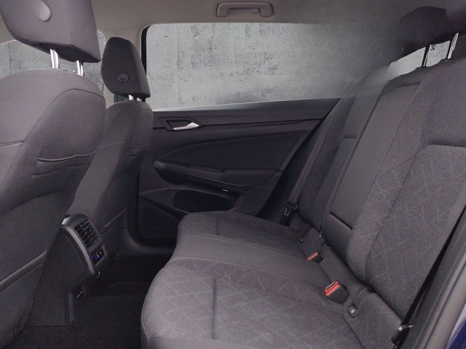 Volkswagen Golf VIII Variant Life 2.0 TDI DSG AHK/L+S/NAV foto 11