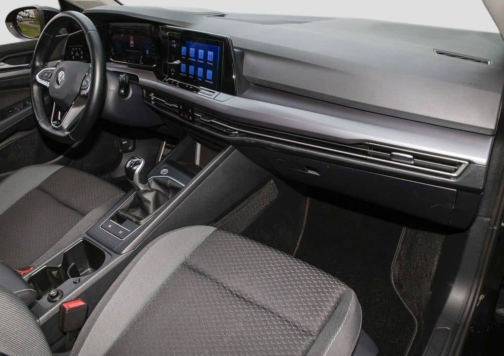 Volkswagen Golf VIII Lim. 1.5 TSI Active *Navi*Kamera*HuD* foto 8