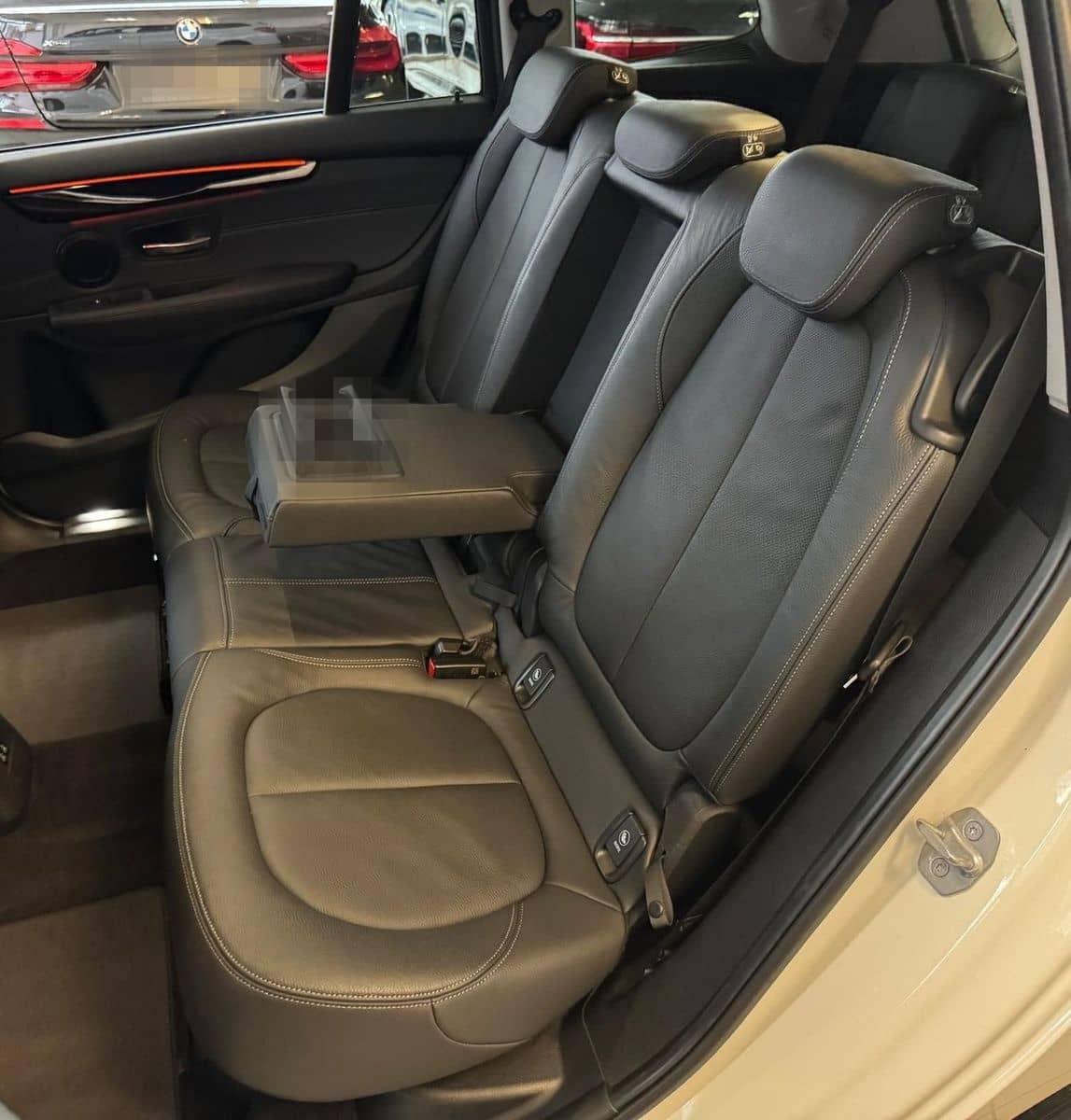 BMW 218 Gran Tourer d Sport Line 7 Sitze Kamera Digi foto 11