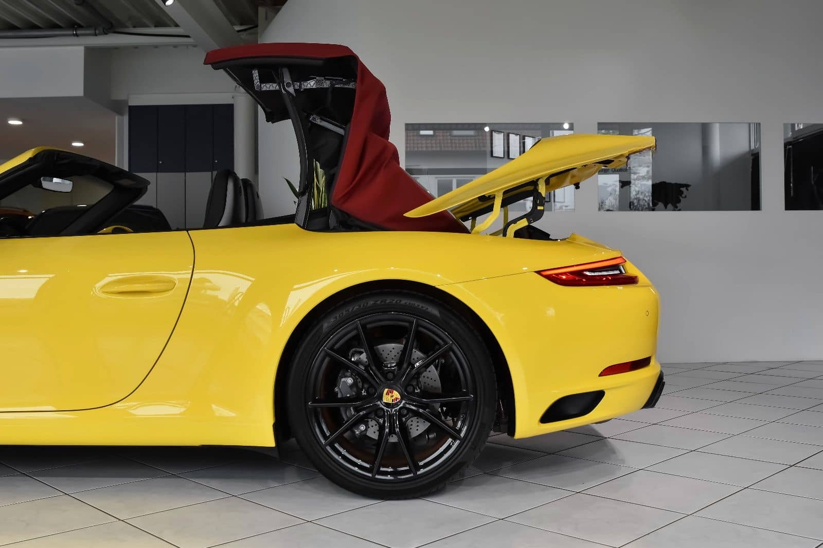 Porsche 991.2 Cabriolet * Racinggelb* Chrono* LED* foto 25