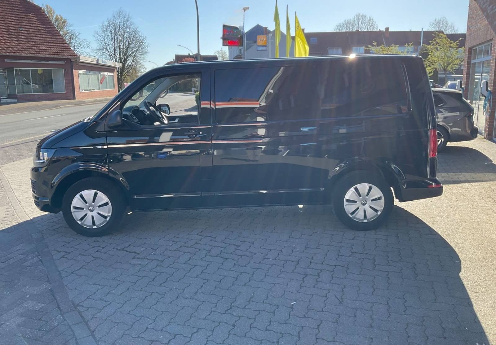 Volkswagen T6 Multivan Trendline 2,0 TDI foto 19