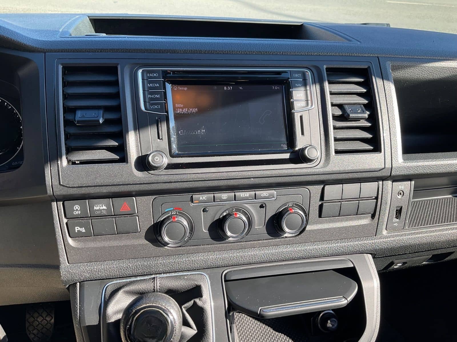 Volkswagen T6 Multivan Trendline 2,0 TDI foto 9