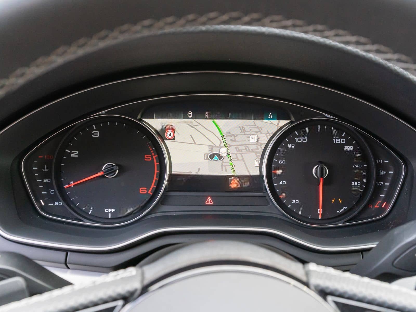 Audi A4 Avant S line 40 TDI quattro NAVI LED 360° AHK foto 15