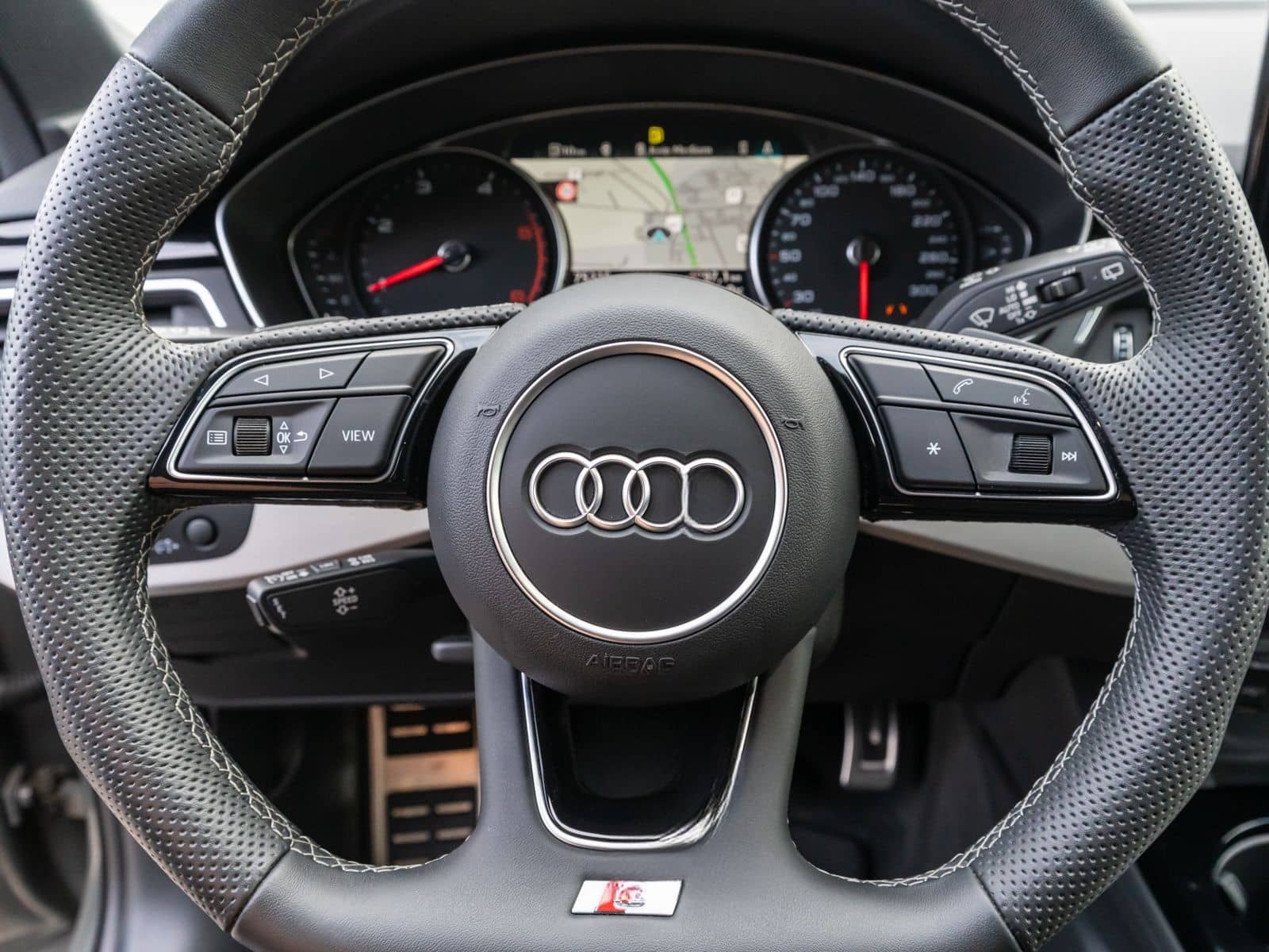 Audi A4 Avant S line 40 TDI quattro NAVI LED 360° AHK foto 18