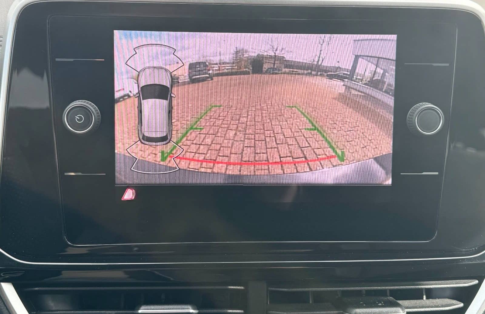 Volkswagen T-Roc 1.0 TSI "R-Line" LED CAM NAVI 5JG SCHH. foto 8