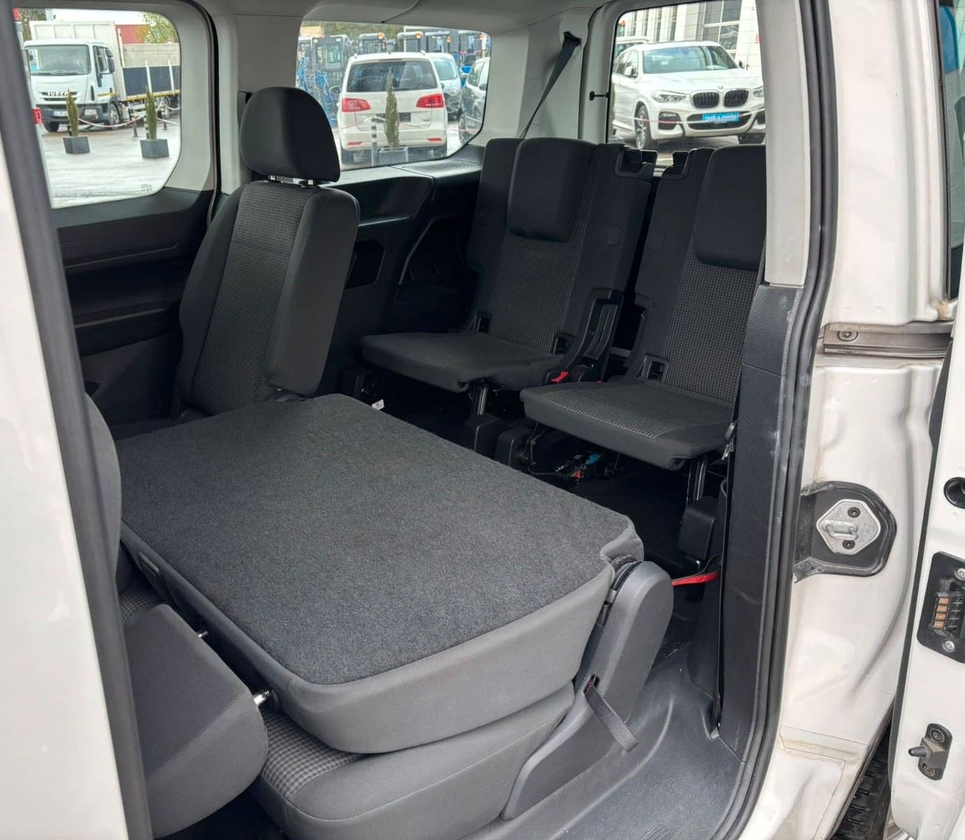 Volkswagen Caddy Maxi *SHZ/PDC/7-Sitze* foto 13