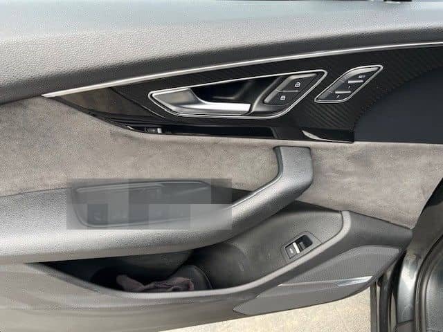 Audi SQ7 4.0 TDI quattro foto 7