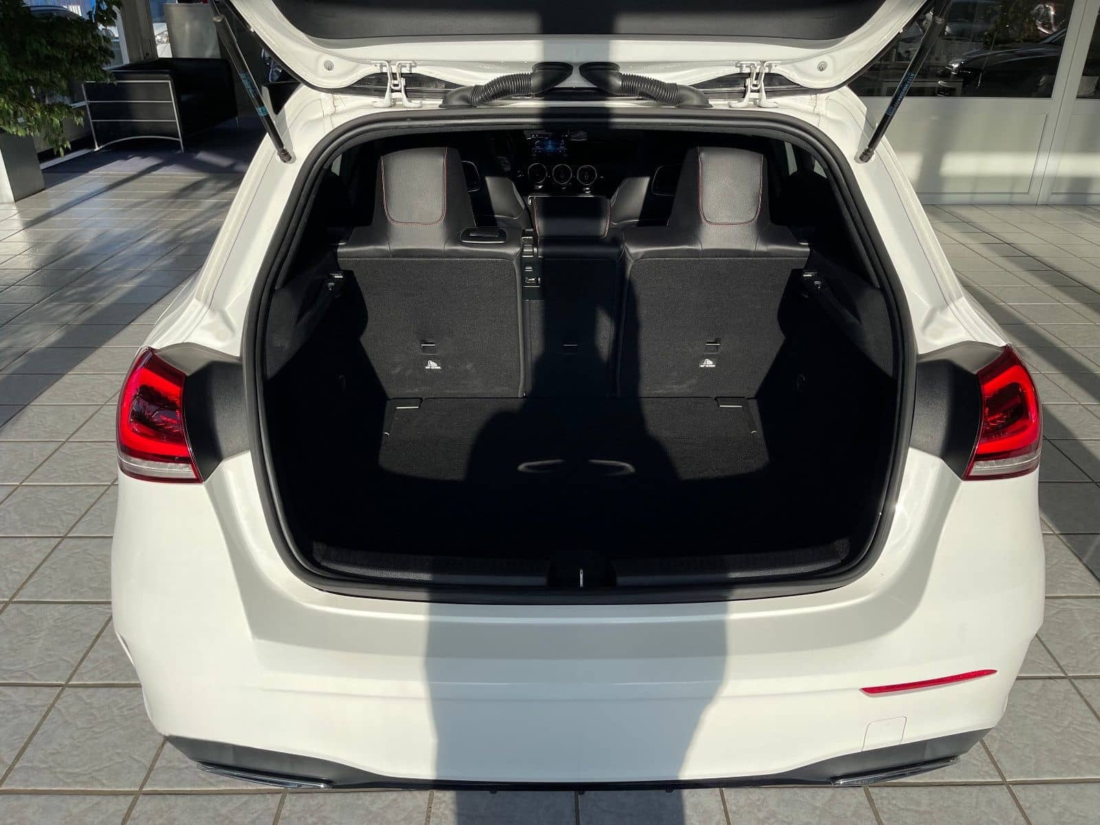 Mercedes-Benz A 180 d *LED*AppleCP*Sportsitz*AMG-Line* foto 18