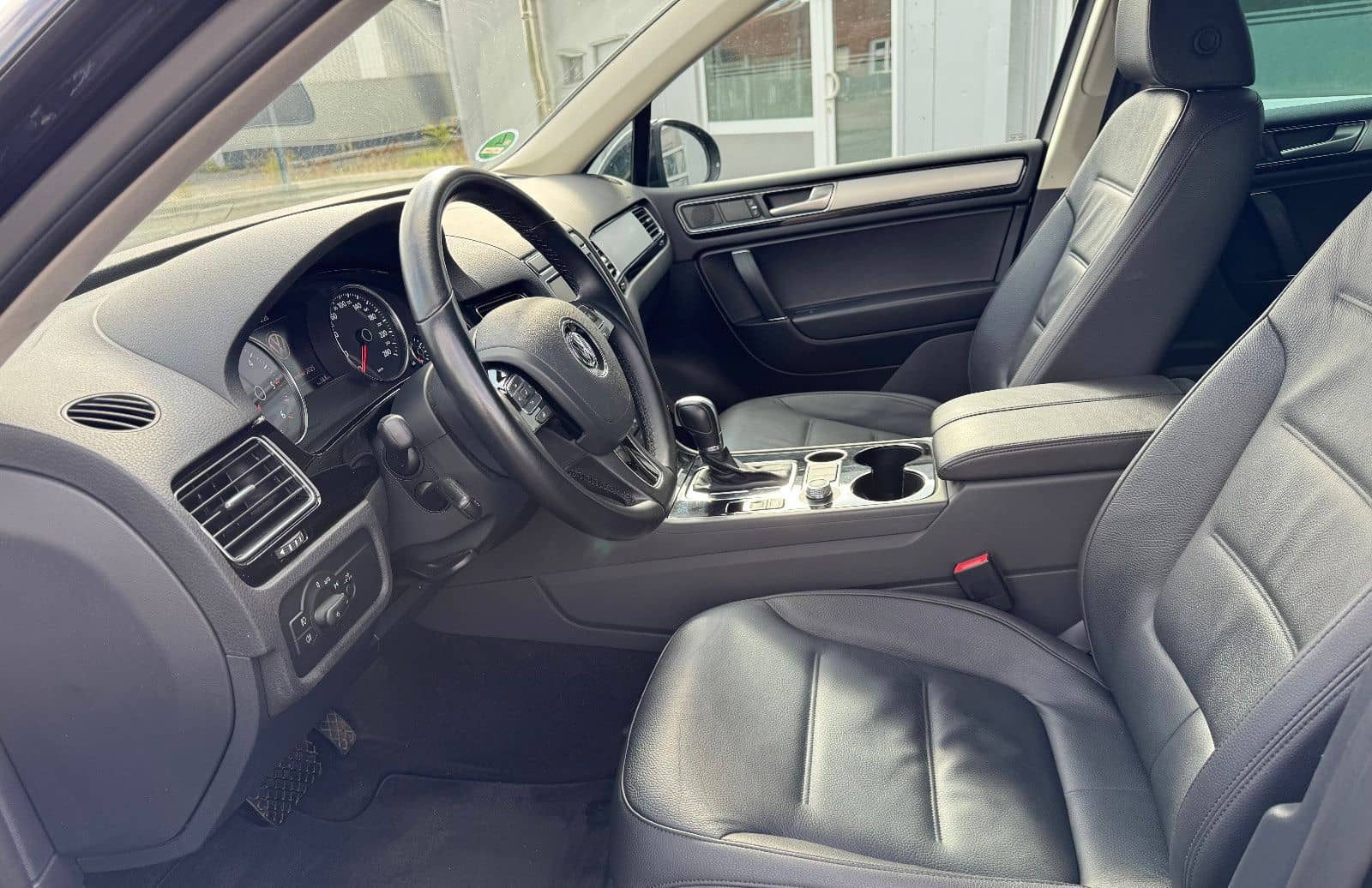 Volkswagen Touareg 3.0 V6 TDI SCR 150kW Tiptronic BMT foto 10