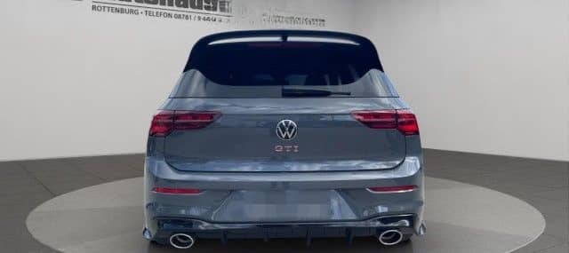 Volkswagen Golf VIII 2.0 TSI DSG GTI Clubsport Pano DCC HK  foto 5