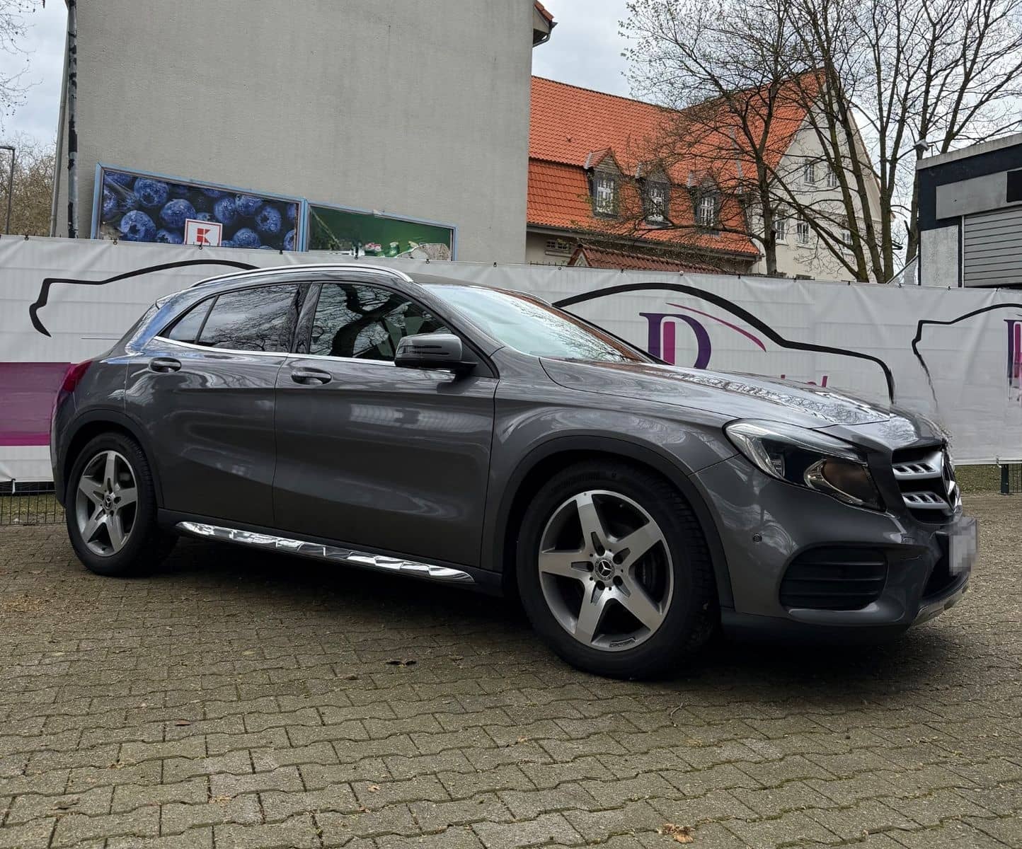 Mercedes-Benz GLA 200 AMG/Kamera/Automatik/Neu Inspektion foto 1
