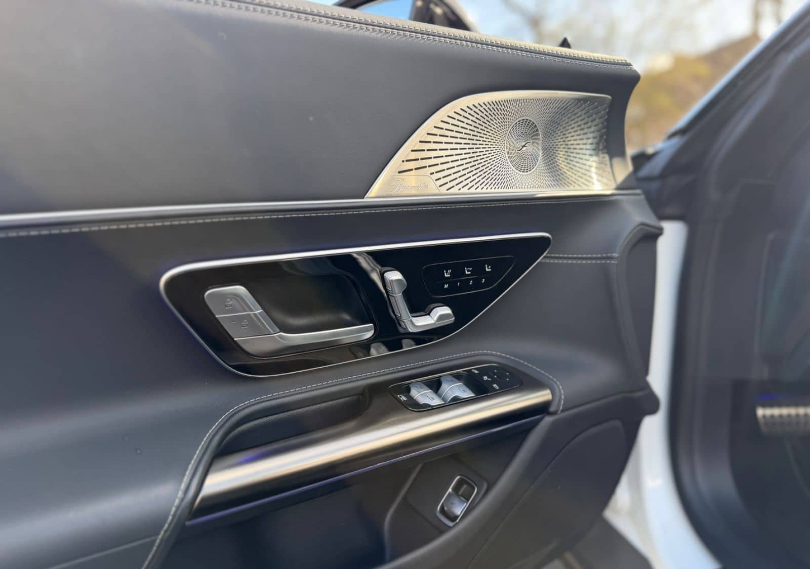 Mercedes-Benz SL AMG 43 V8 PAKET*BURMESTER*360*DISTR*MEMORY foto 24