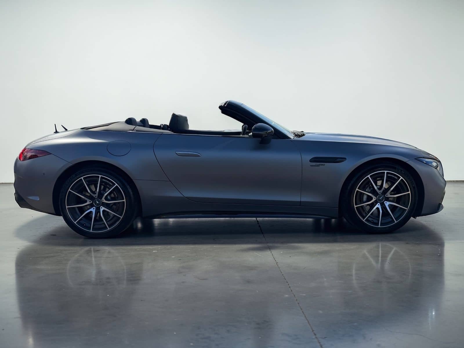 Mercedes-Benz SL AMG 43 V8 PAKET*BURMESTER*360*DISTR*MEMORY foto 6