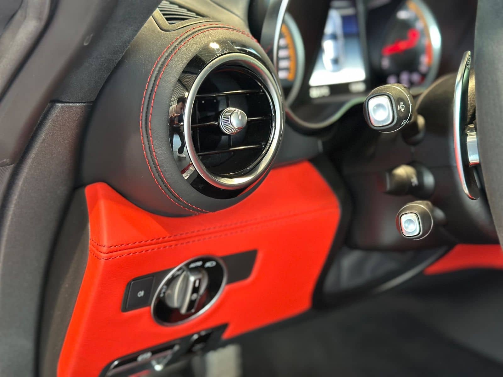 Mercedes-Benz AMG GT S 4.0 V8 S DCT 2.H/S-H/310/BURM./NIGHT/LM foto 23