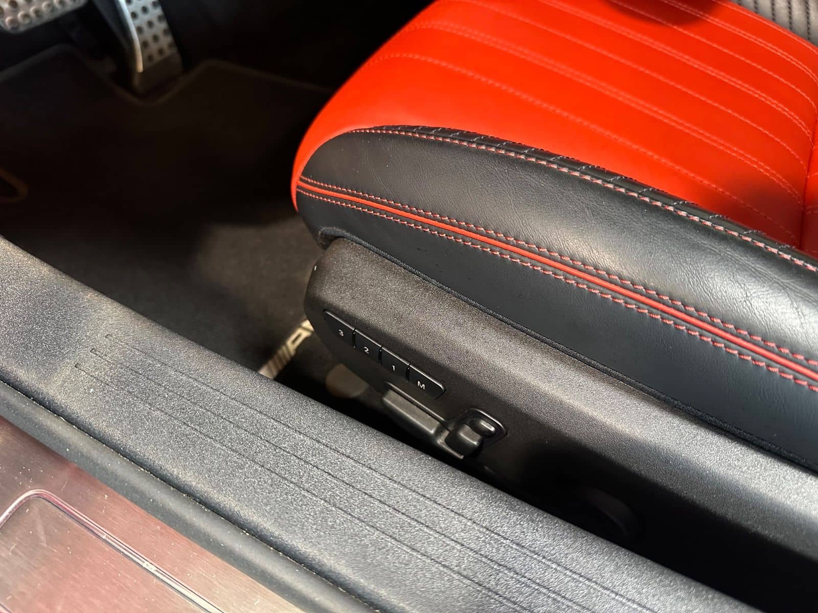 Mercedes-Benz AMG GT S 4.0 V8 S DCT 2.H/S-H/310/BURM./NIGHT/LM foto 25